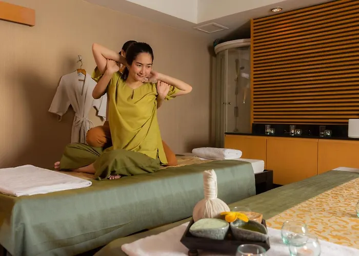Niran Grand Hotel