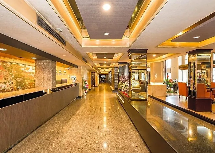 Niran Grand Hotel