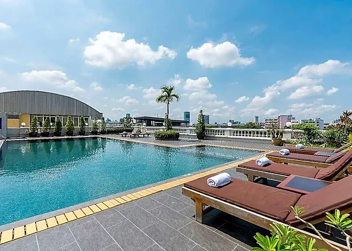 Niran Grand Hotel
