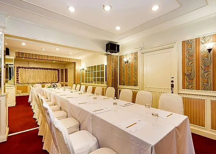 Niran Grand Hotel Bangkok