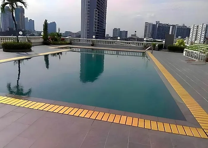 Niran Grand Hotel Bangkok