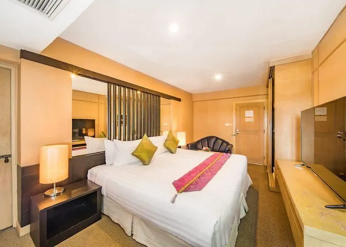 Niran Grand 4*